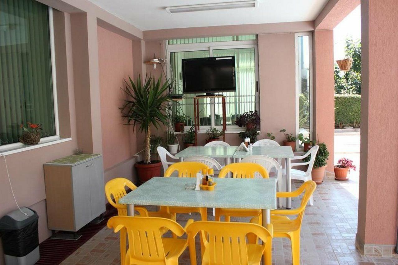 Family Hotel Venera Sveti Vlas Εξωτερικό φωτογραφία